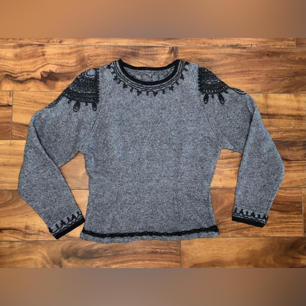Embroidered Grey Sweater Size S
